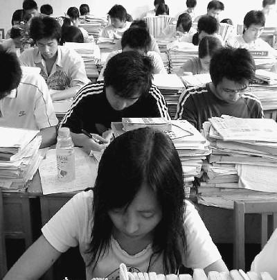 學子備戰高考壓力大